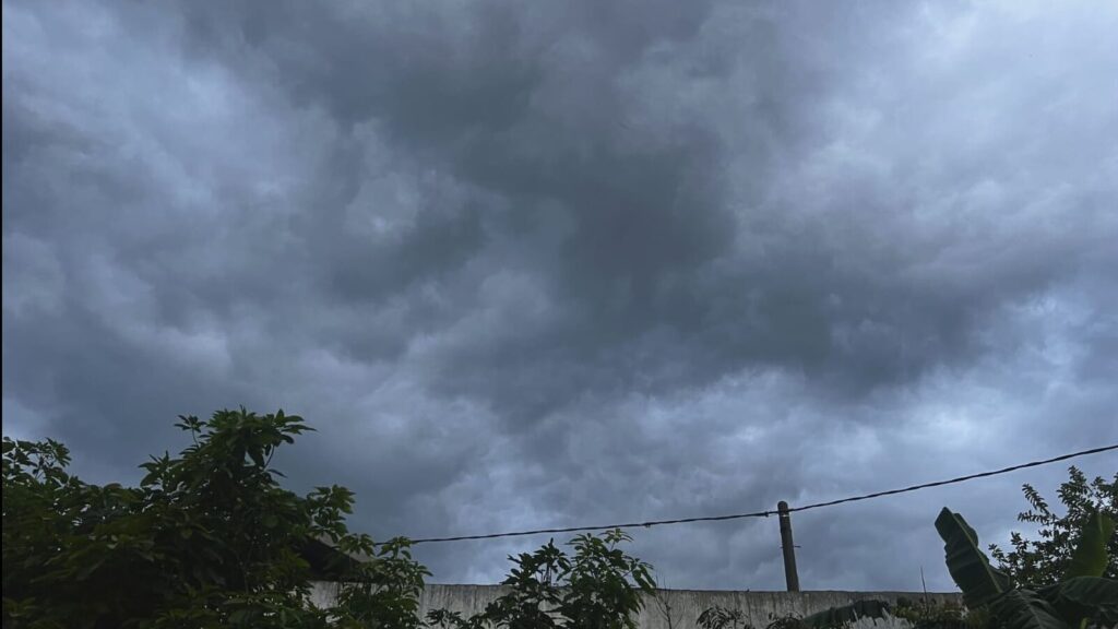 Cuaca Ekstrem di Mojokerto, Kapolsek Pacet Ajak Warga Tingkatkan Kewaspadaan