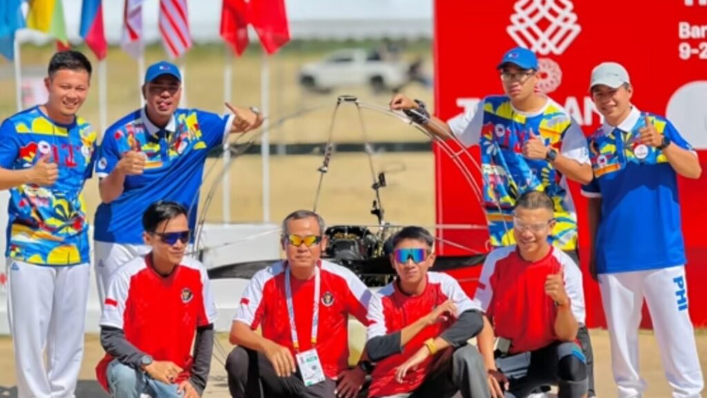 Anak Muda Mojokerto Harumkan Nama Indonesia, Raih Perunggu Paramotor di Tengah Keterbatasan